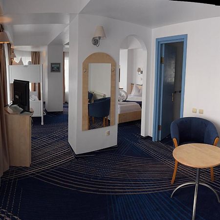 Briza Boutique Hotel Mamaia Esterno foto