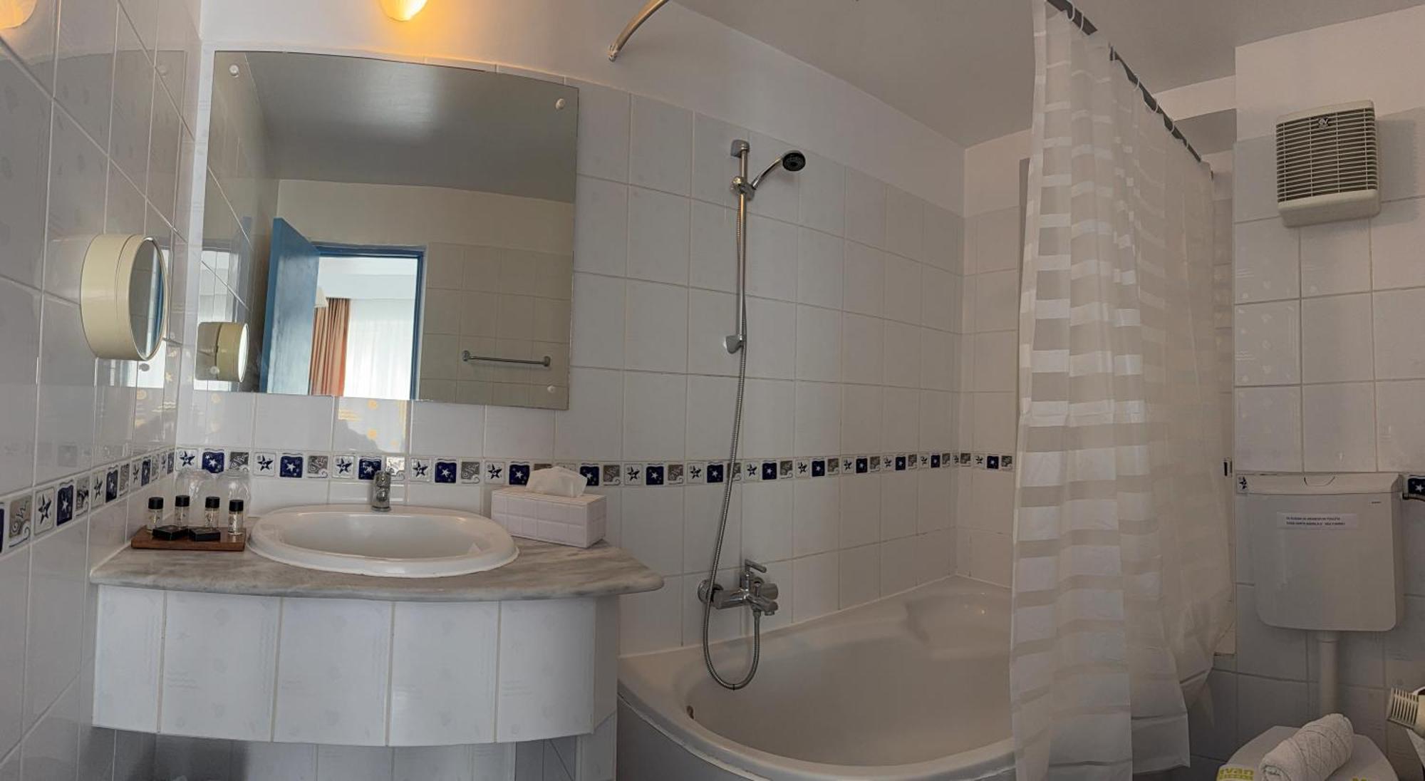 Briza Boutique Hotel Mamaia Esterno foto